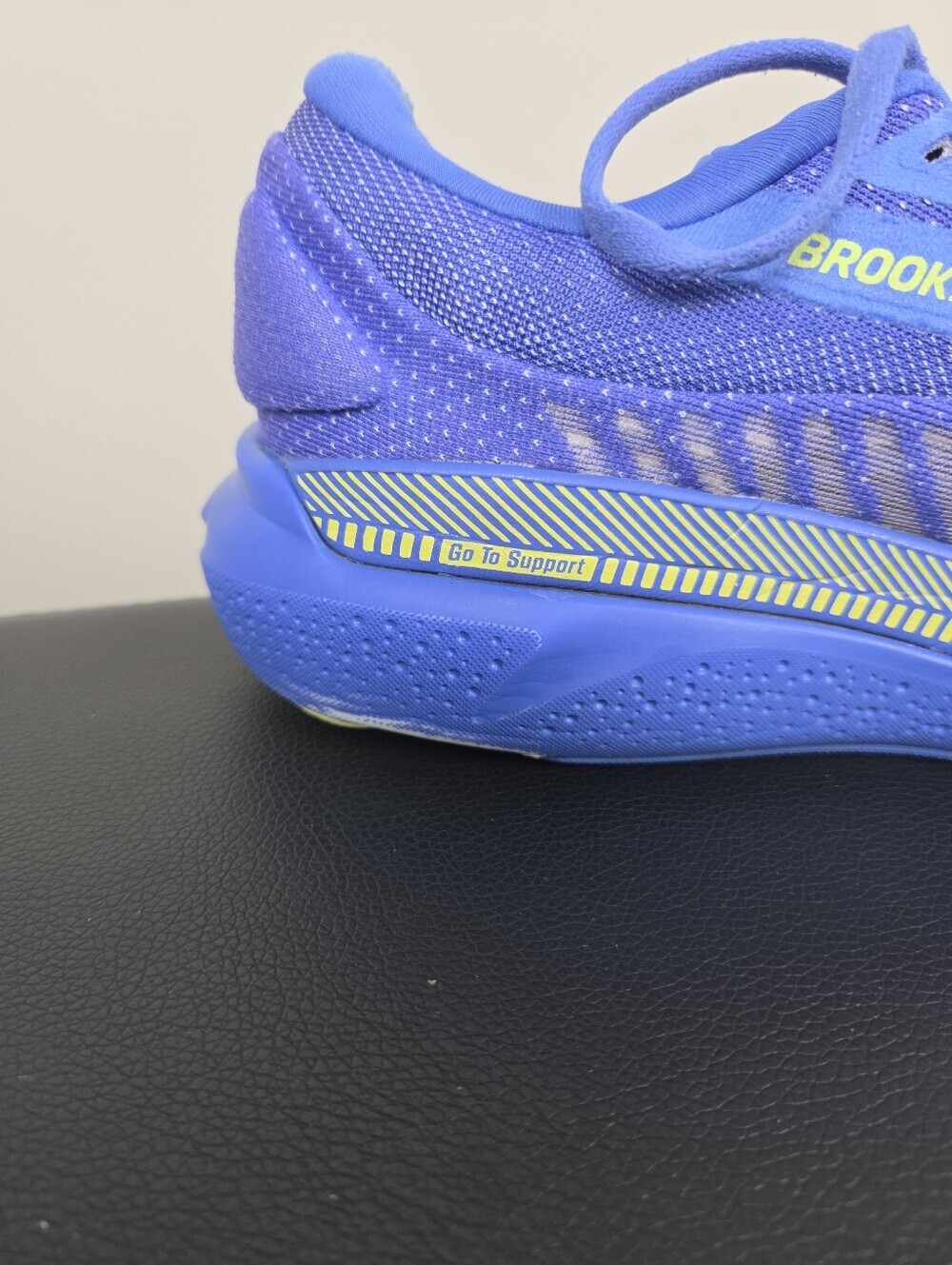 Brooks Adrenaline GTS 24 Athletic Sneakers Women's 8.5 Blue Stability Trainers - Picture 4 of 15